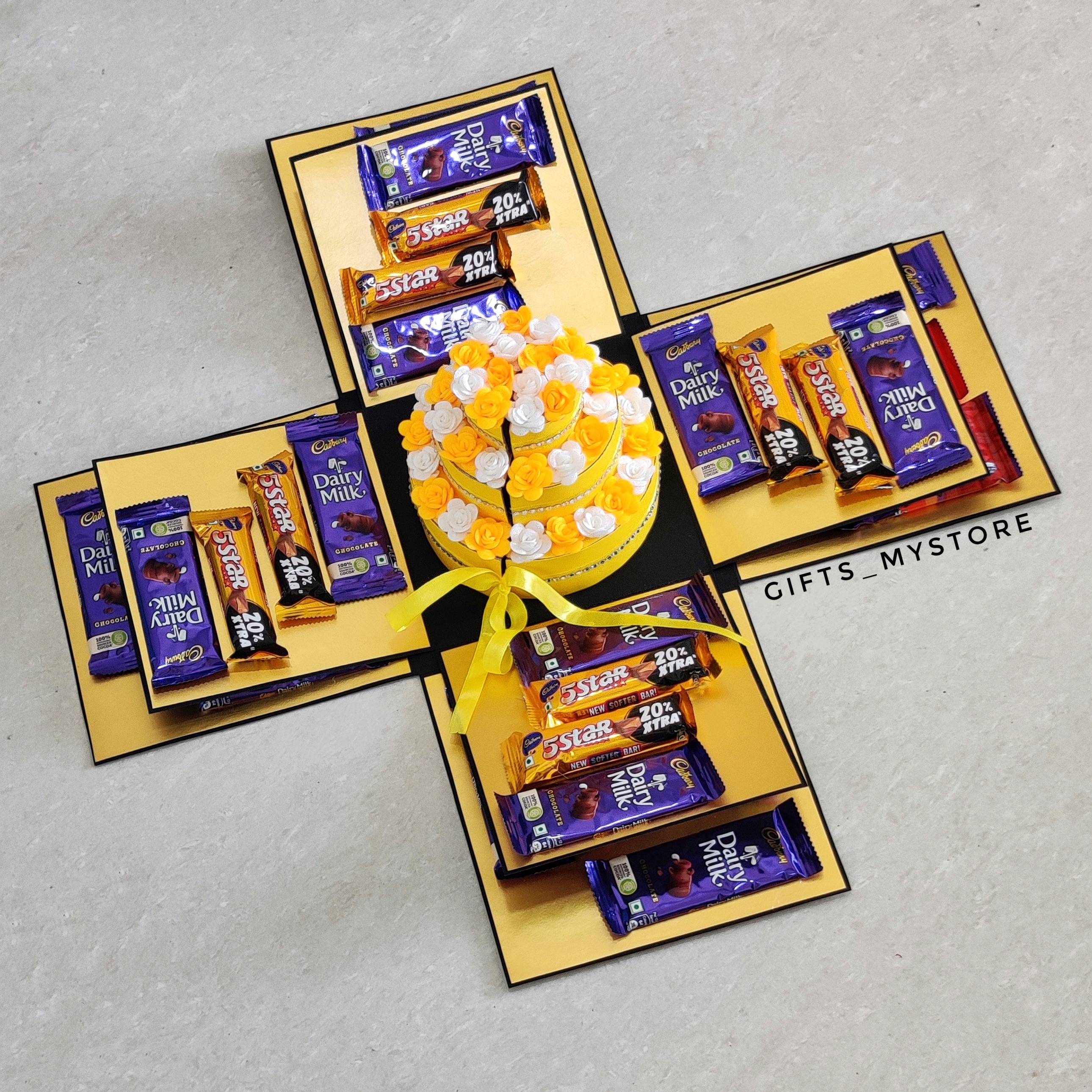 DECORATIVE CAKE WITH CEB MEDIUM SIZE